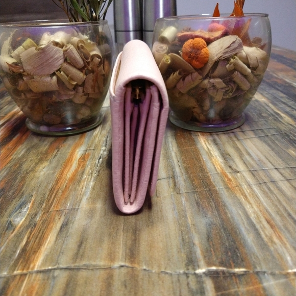 ❌SOLD❌Furla Babylon Long Wallet in Blush Pink - Picture 7 of 9